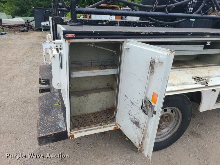 image for item MO9972 2009 Dodge Ram 2500HD  Quad Cab utility bed pickup truck