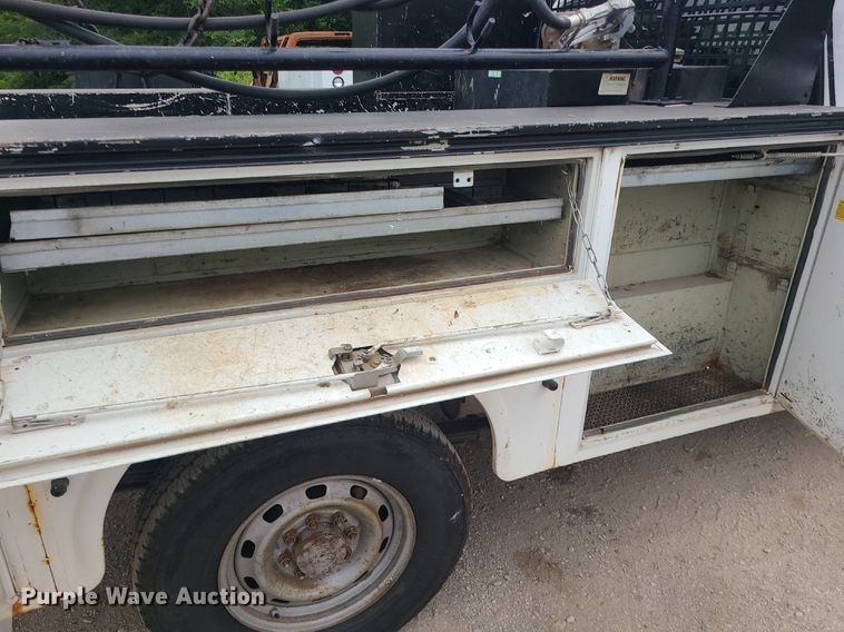 image for item MO9972 2009 Dodge Ram 2500HD  Quad Cab utility bed pickup truck