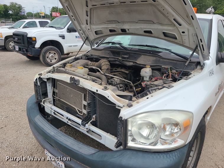 image for item MO9972 2009 Dodge Ram 2500HD  Quad Cab utility bed pickup truck