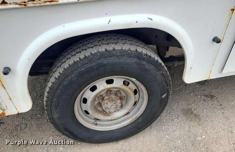 image for item MO9972 2009 Dodge Ram 2500HD  Quad Cab utility bed pickup truck