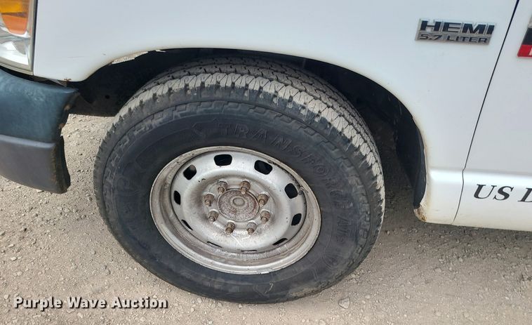 image for item MO9972 2009 Dodge Ram 2500HD  Quad Cab utility bed pickup truck