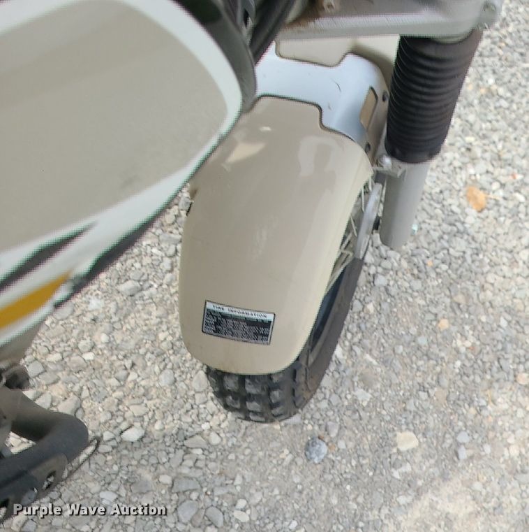 image for item MO9978 2019 Yamaha TW200  motorcycle