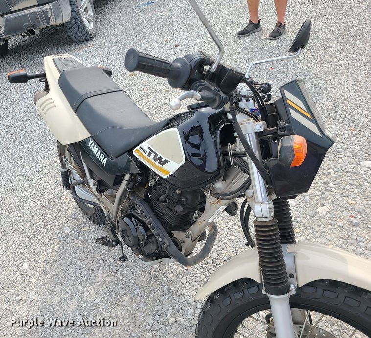 image for item MO9978 2019 Yamaha TW200  motorcycle