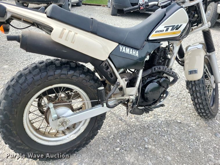 image for item MO9978 2019 Yamaha TW200  motorcycle