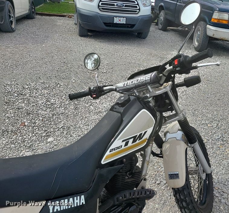 image for item MO9978 2019 Yamaha TW200  motorcycle