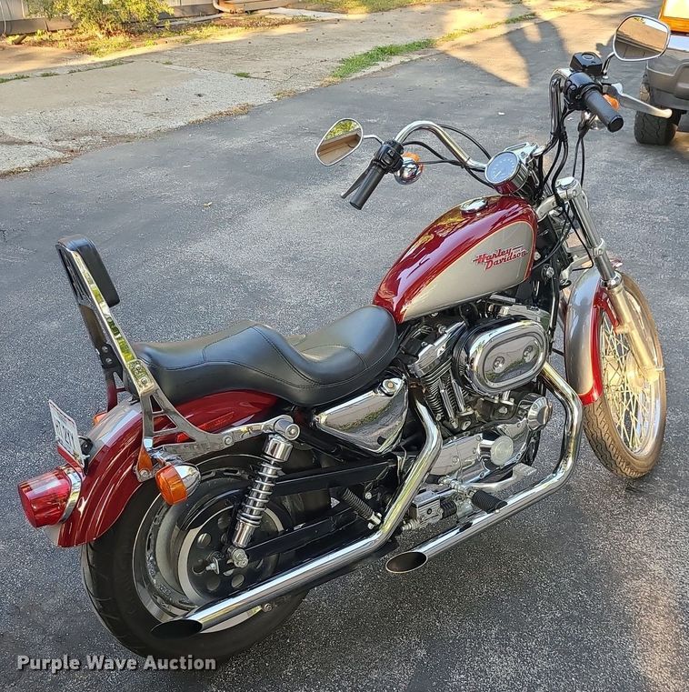 image for item MO9979 1997 Harley Davidson XL 1200C  motorcycle