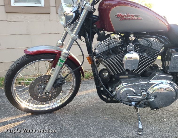 image for item MO9979 1997 Harley Davidson XL 1200C  motorcycle