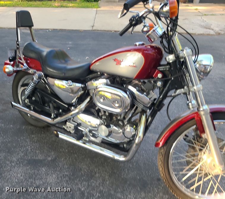 image for item MO9979 1997 Harley Davidson XL 1200C  motorcycle