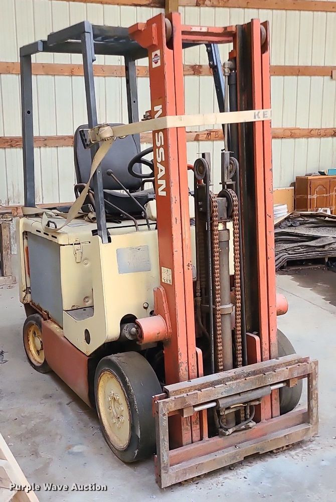 image for item MO9980 Nissan CYM02L255  forklift