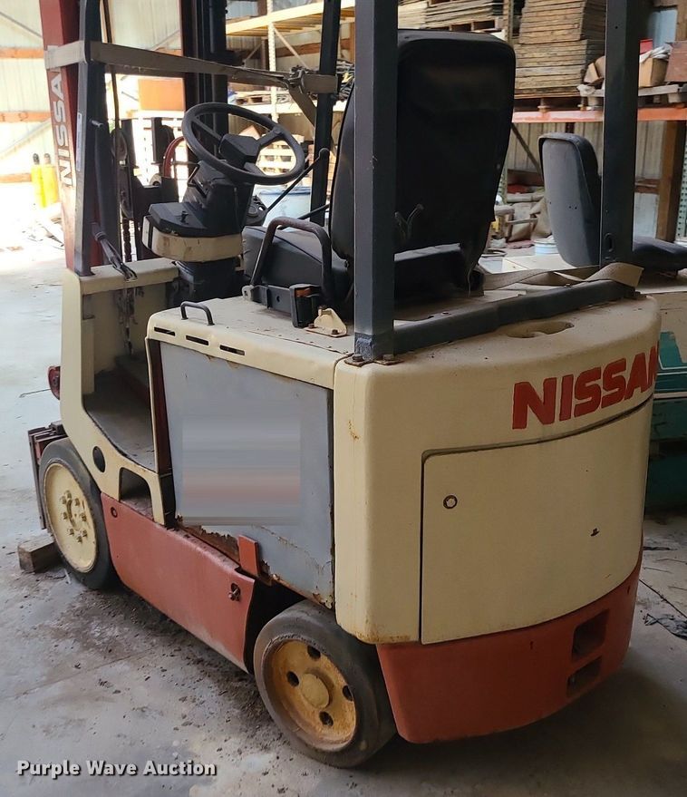 image for item MO9980 Nissan CYM02L255  forklift