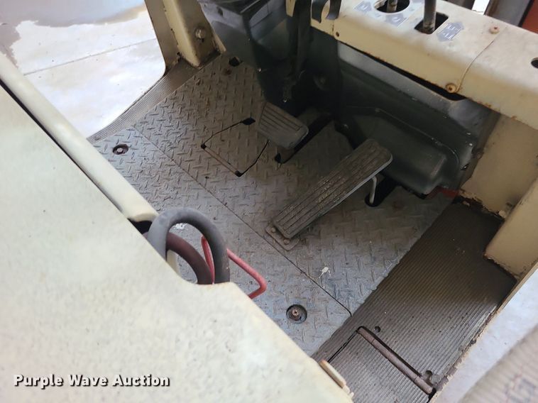 image for item MO9980 Nissan CYM02L255  forklift