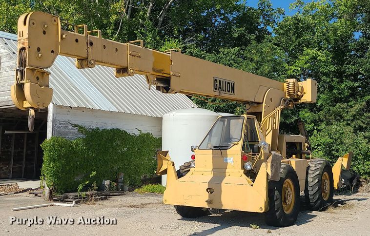 image for item MO9981 Galion KC10  crane