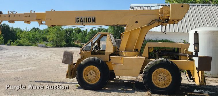 image for item MO9981 Galion KC10  crane