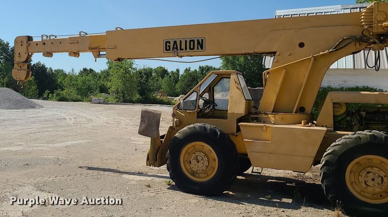 image for item MO9981 Galion KC10  crane