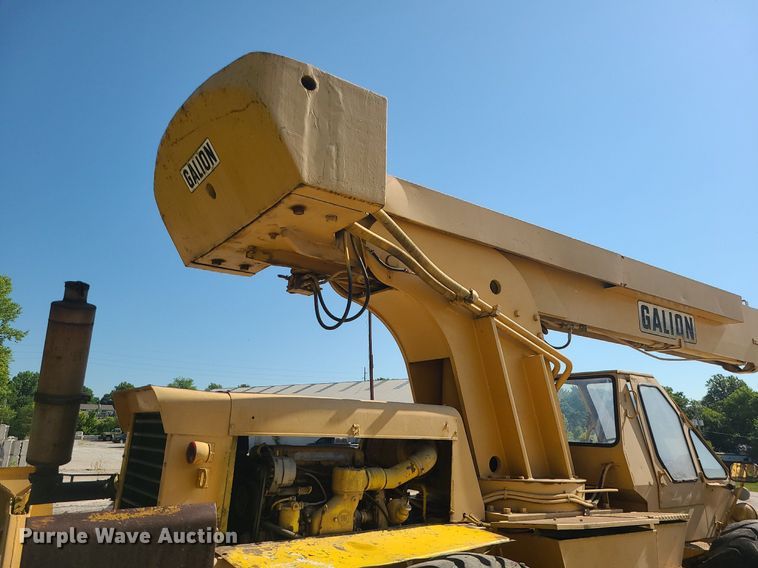 image for item MO9981 Galion KC10  crane