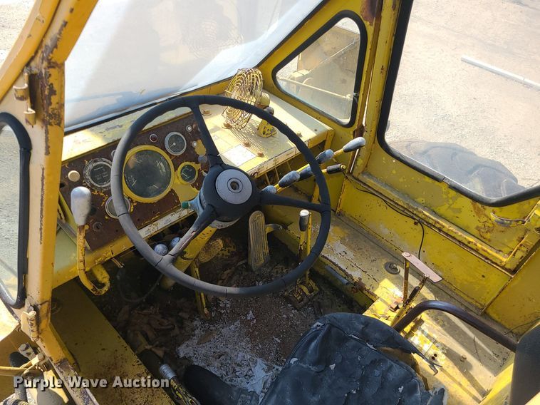 image for item MO9981 Galion KC10  crane