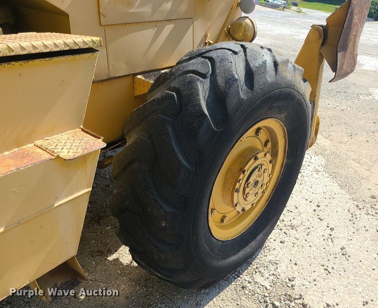 image for item MO9981 Galion KC10  crane