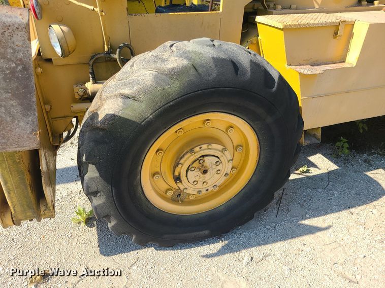 image for item MO9981 Galion KC10  crane