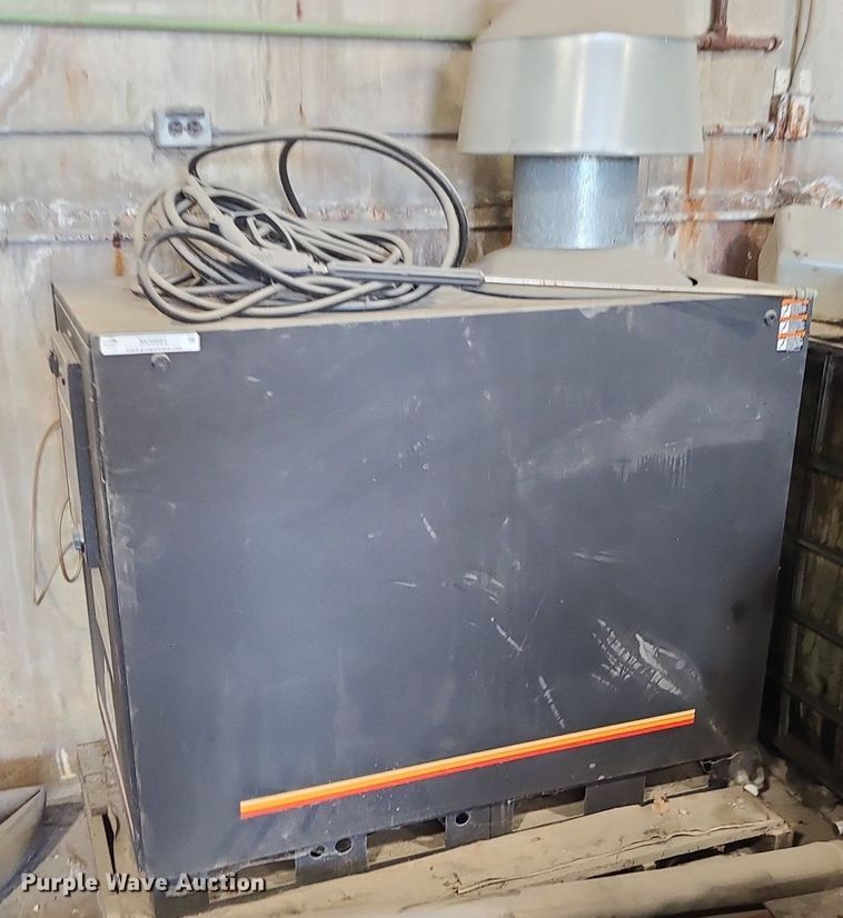 image for item MO9983 Mi-T-M HG-2004-2330  pressure washer