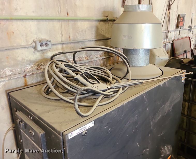 image for item MO9983 Mi-T-M HG-2004-2330  pressure washer