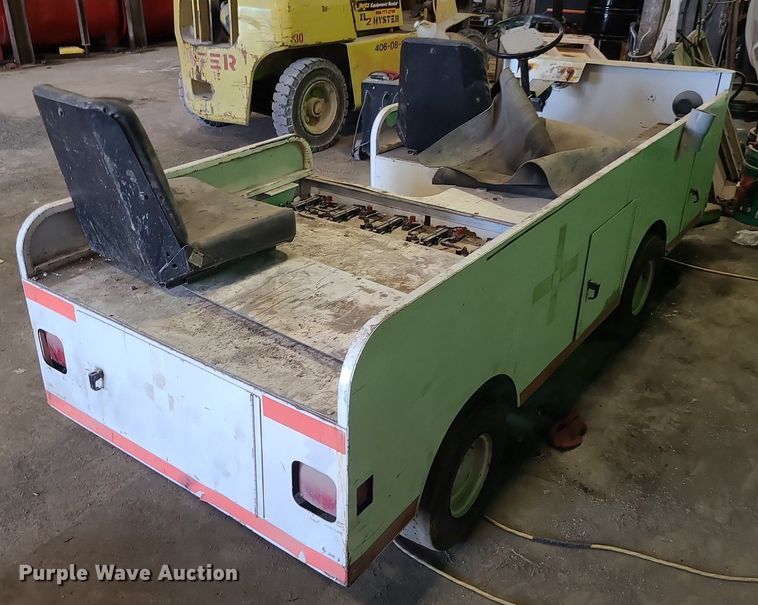 image for item MO9984 Utility vehicle