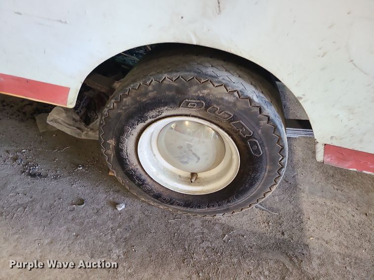 image for item MO9984 Utility vehicle