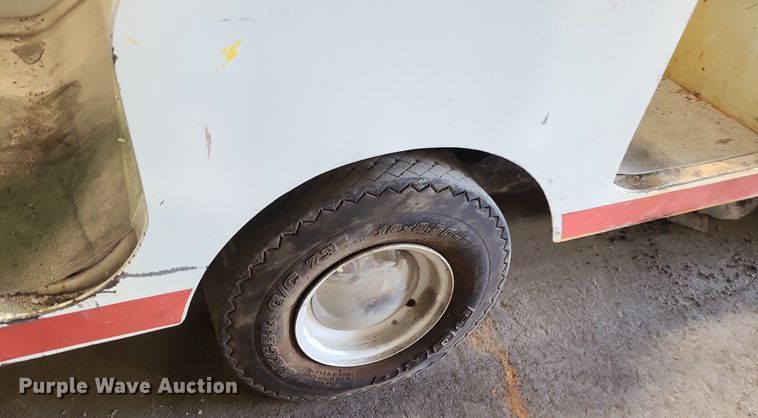 image for item MO9984 Utility vehicle