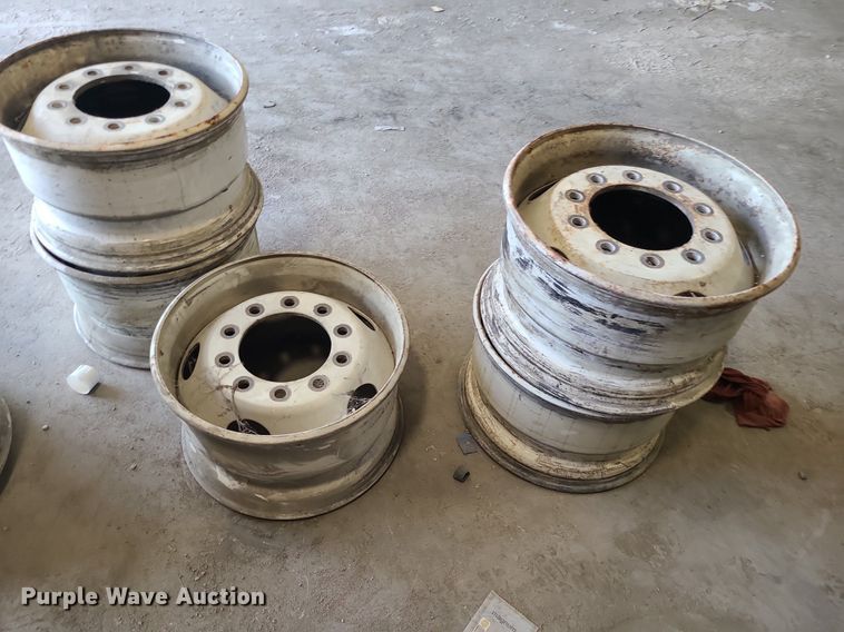 image for item MO9986 (12) wheels