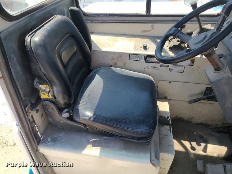 image for item MO9995 Tennant  sweeper