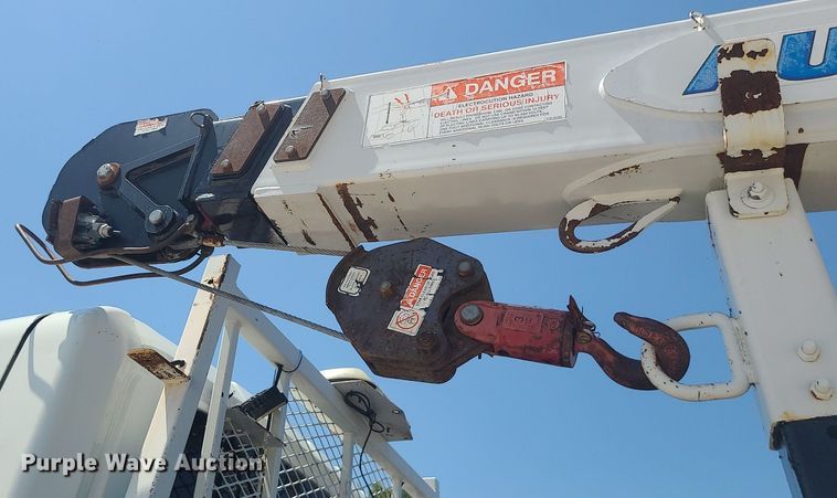 image for item MO9996 2007 International 4300  utility / service truck