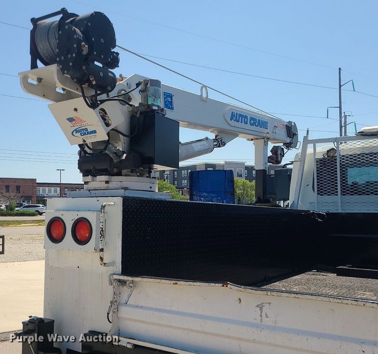 image for item MO9996 2007 International 4300  utility / service truck