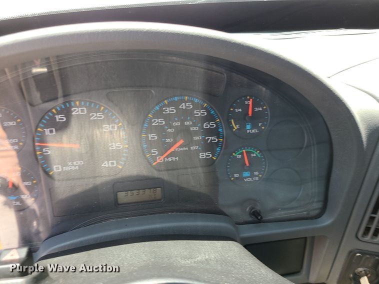 image for item MO9996 2007 International 4300  utility / service truck