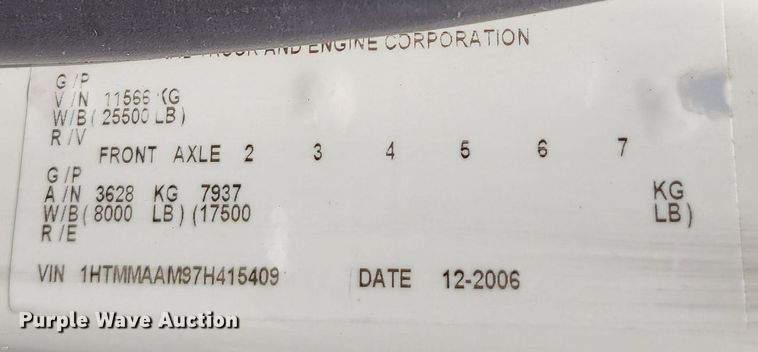 image for item MO9996 2007 International 4300  utility / service truck