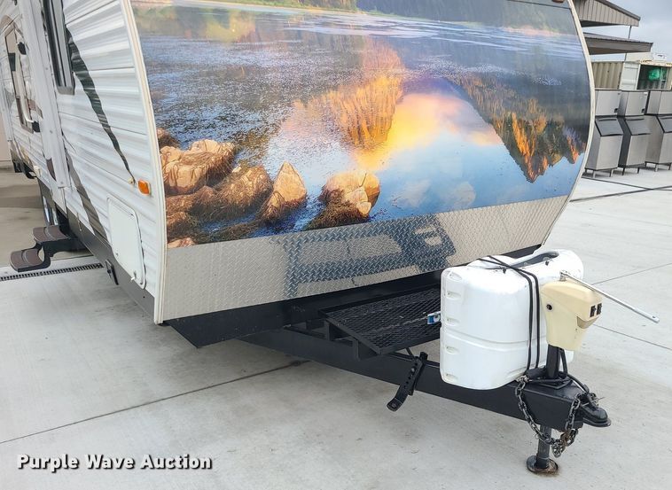 image for item MQ9532 2011 Forest River Wolf Pack  camper