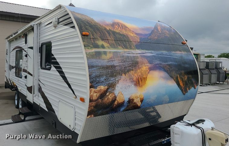 image for item MQ9532 2011 Forest River Wolf Pack  camper