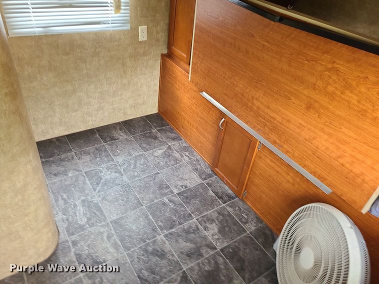 image for item MQ9532 2011 Forest River Wolf Pack  camper