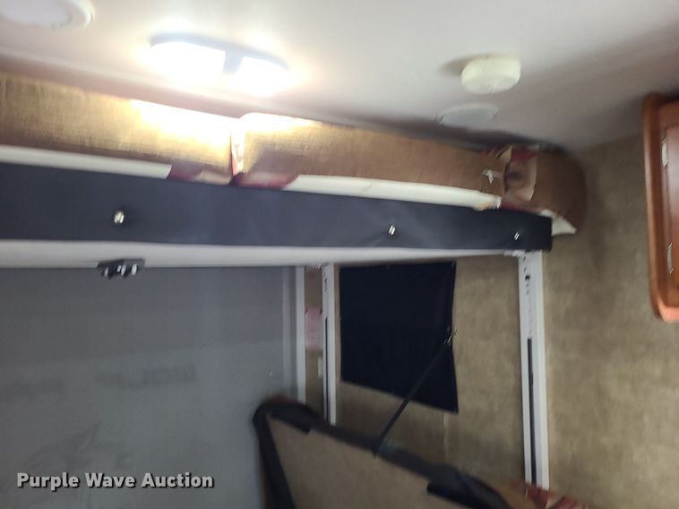 image for item MQ9532 2011 Forest River Wolf Pack  camper