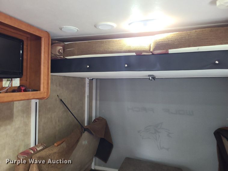 image for item MQ9532 2011 Forest River Wolf Pack  camper