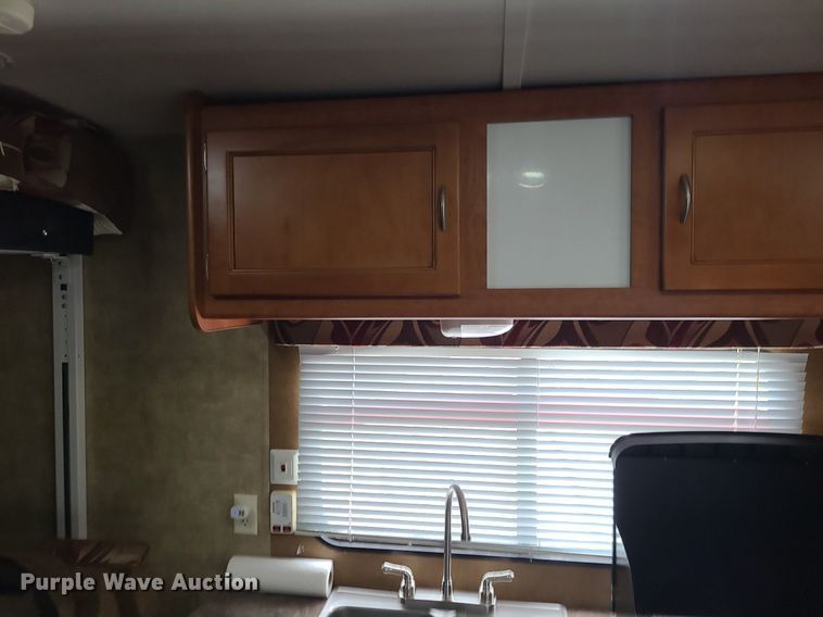 image for item MQ9532 2011 Forest River Wolf Pack  camper