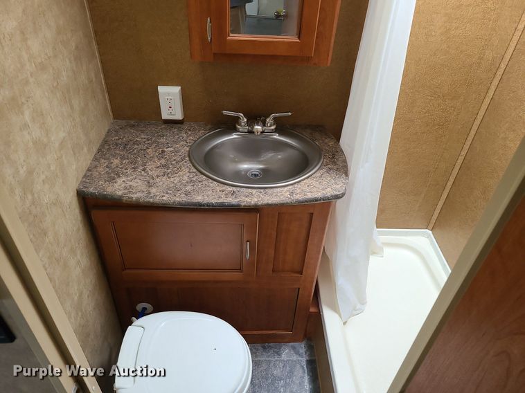 image for item MQ9532 2011 Forest River Wolf Pack  camper