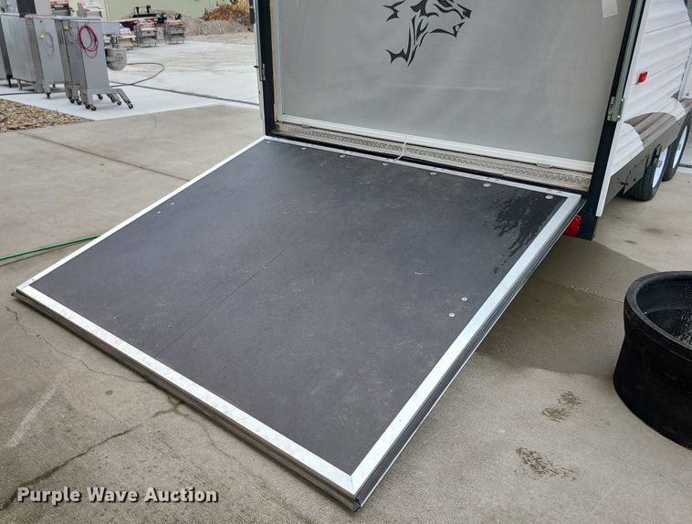 image for item MQ9532 2011 Forest River Wolf Pack  camper