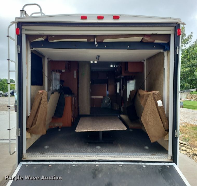 image for item MQ9532 2011 Forest River Wolf Pack  camper