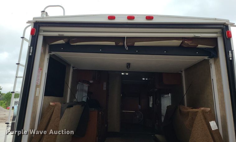 image for item MQ9532 2011 Forest River Wolf Pack  camper