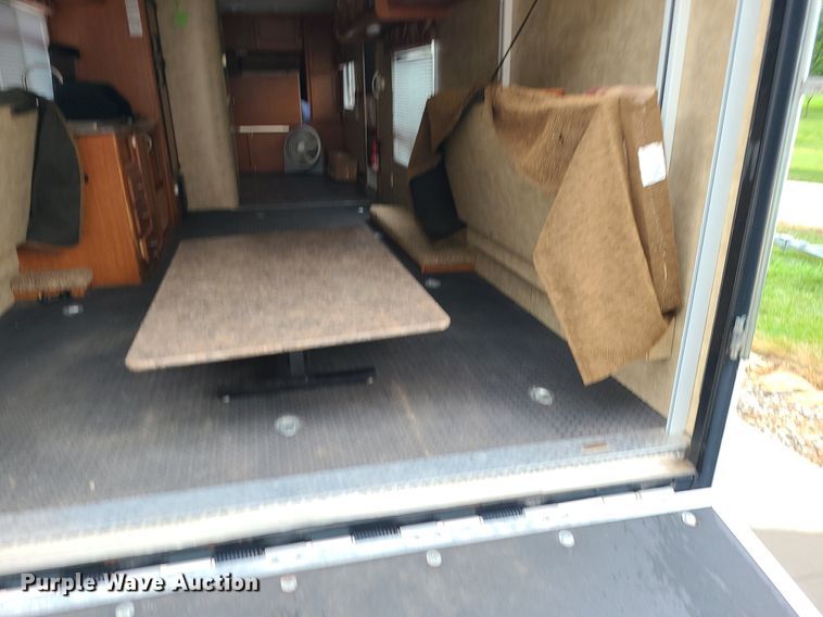 image for item MQ9532 2011 Forest River Wolf Pack  camper