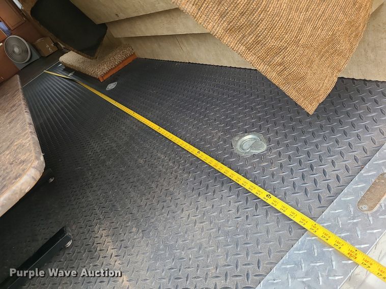 image for item MQ9532 2011 Forest River Wolf Pack  camper