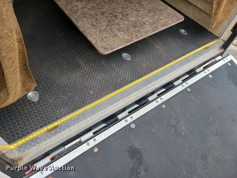 image for item MQ9532 2011 Forest River Wolf Pack  camper