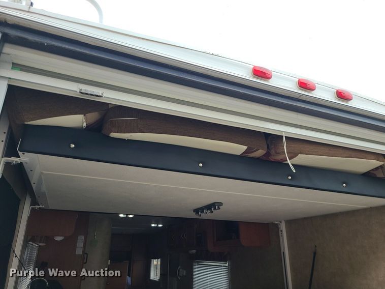 image for item MQ9532 2011 Forest River Wolf Pack  camper