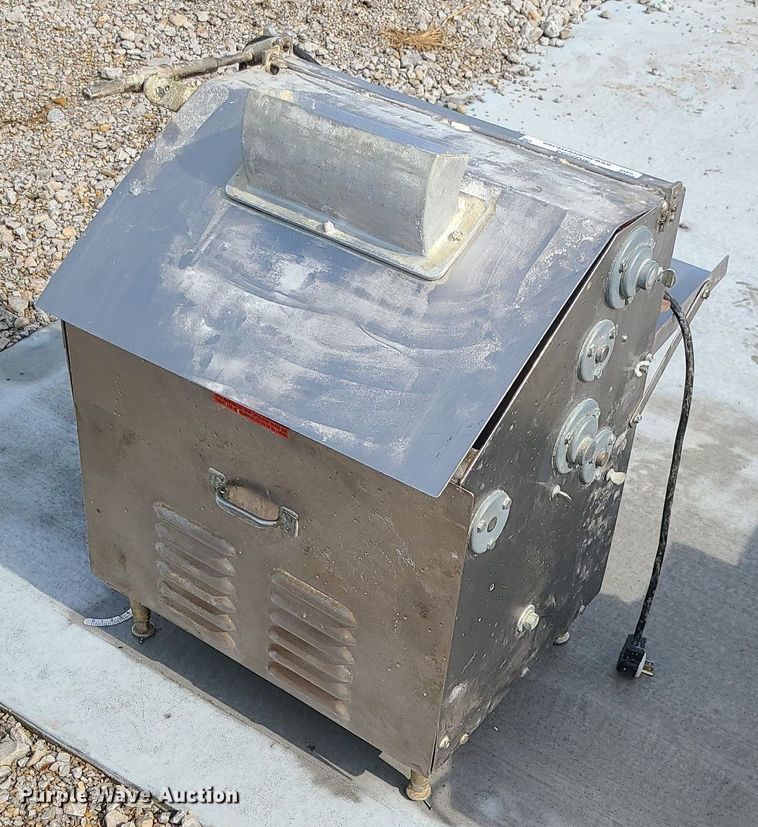 image for item MQ9533 (2) Acme MRS11 dough rollers