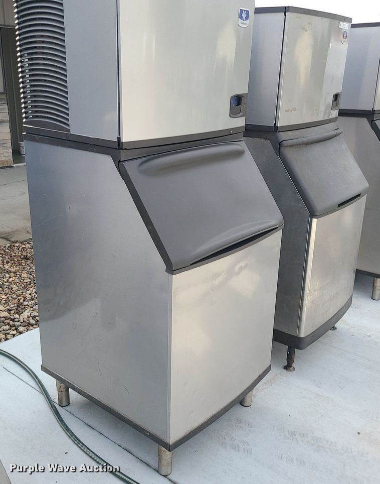 image for item MQ9538 (2) Manitowoc B570 ice makers