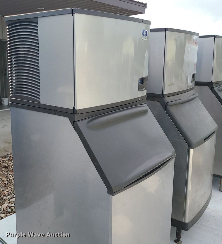 image for item MQ9538 (2) Manitowoc B570 ice makers